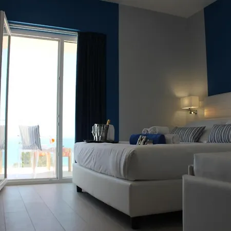 Pensjonat Terrazze Naos San Leone