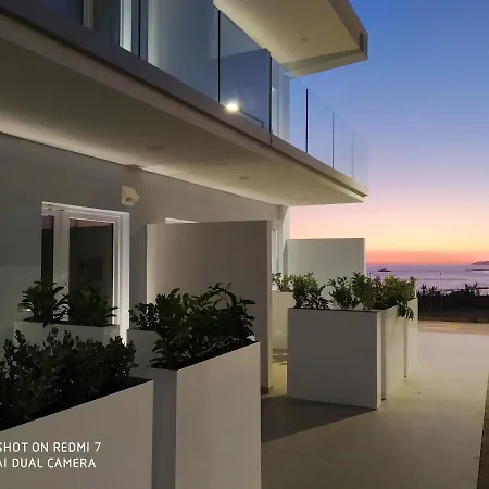 Guest house Terrazze Naos San Leone