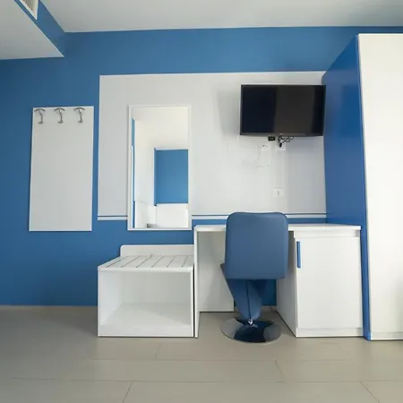 Terrazze Naos بيت ضيافة سان ليون
