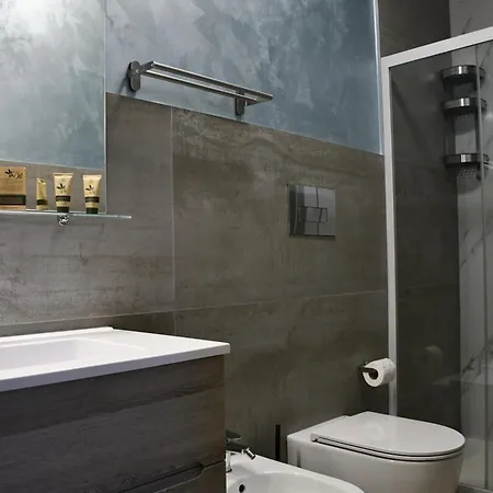 Terrazze Naos ゲストハウス