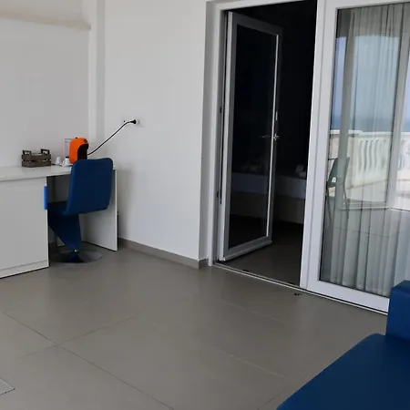 Terrazze Naos Penzion San Leone