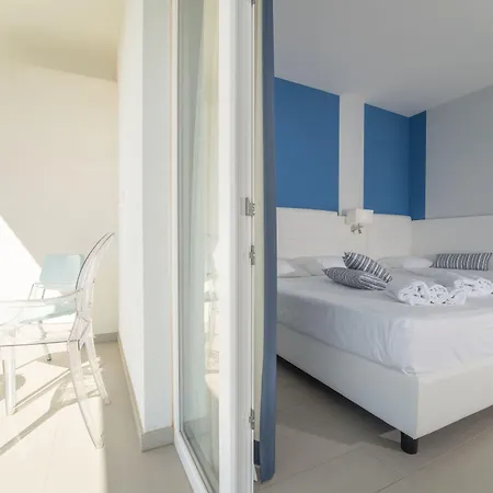 Terrazze Naos ゲストハウス サン・レオーネ