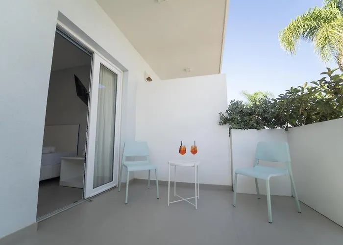 Terrazze Naos ゲストハウス