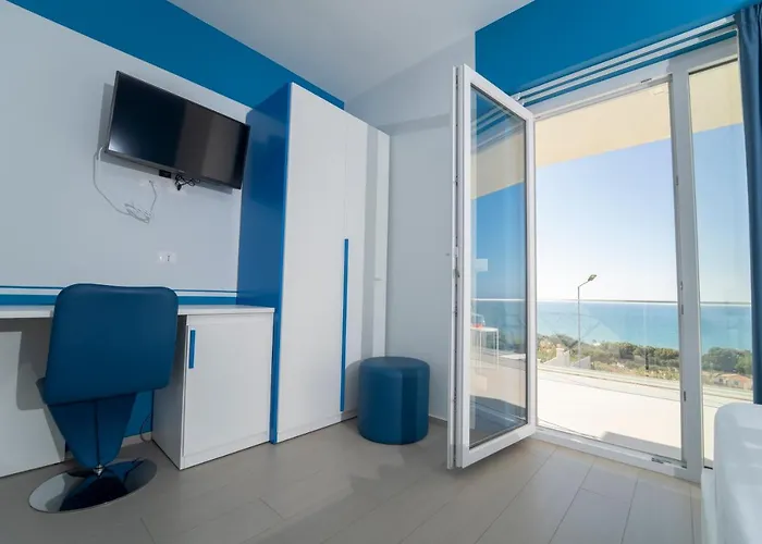 Terrazze Naos 4* سان ليون