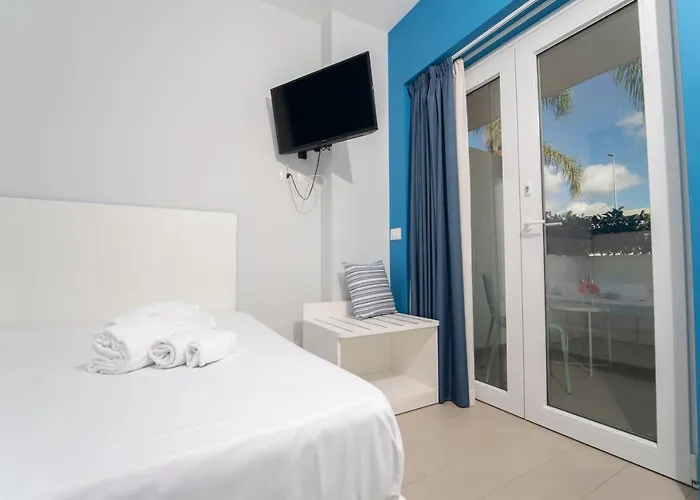 بيت ضيافة Terrazze Naos